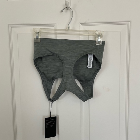 Nike Dri-FIT Swoosh Bra Women’s S - Picture 4 of 6